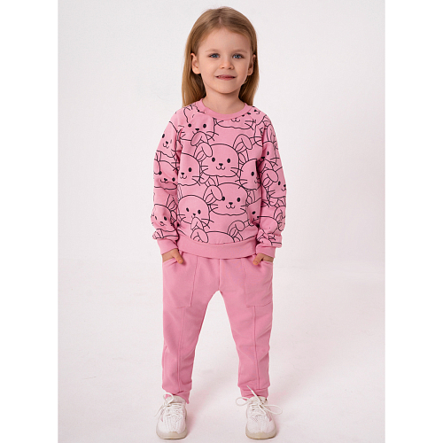 костюмы спортивные 